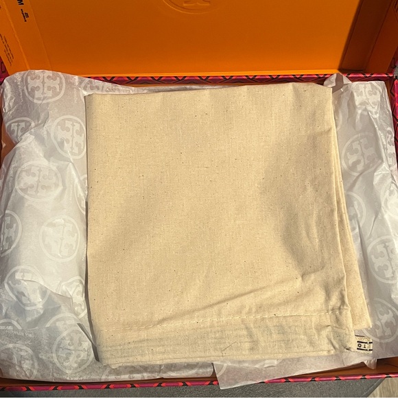 Tory Burch Women’s Miller Sandals Size 9.5 US - Picture 15 of 16